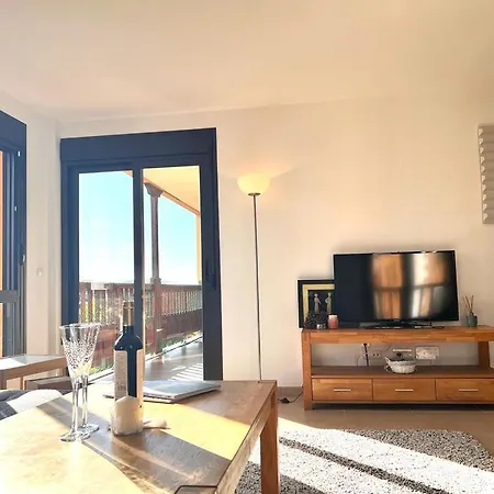 Beautiful 100m In Mar Apartment